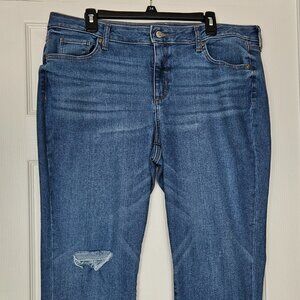 Sonoma Capri Jeans Women’s Size 18 Blue Denim Distressed Knee